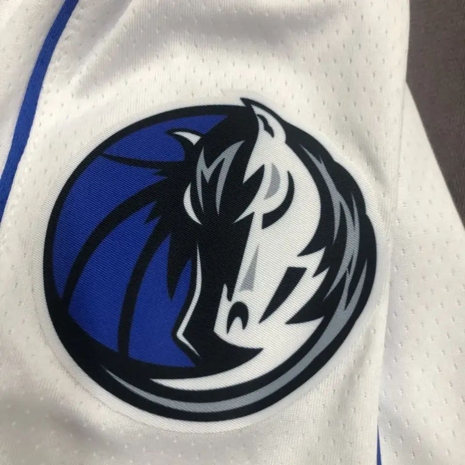 Foto 8 de Mavericks shorts blancos