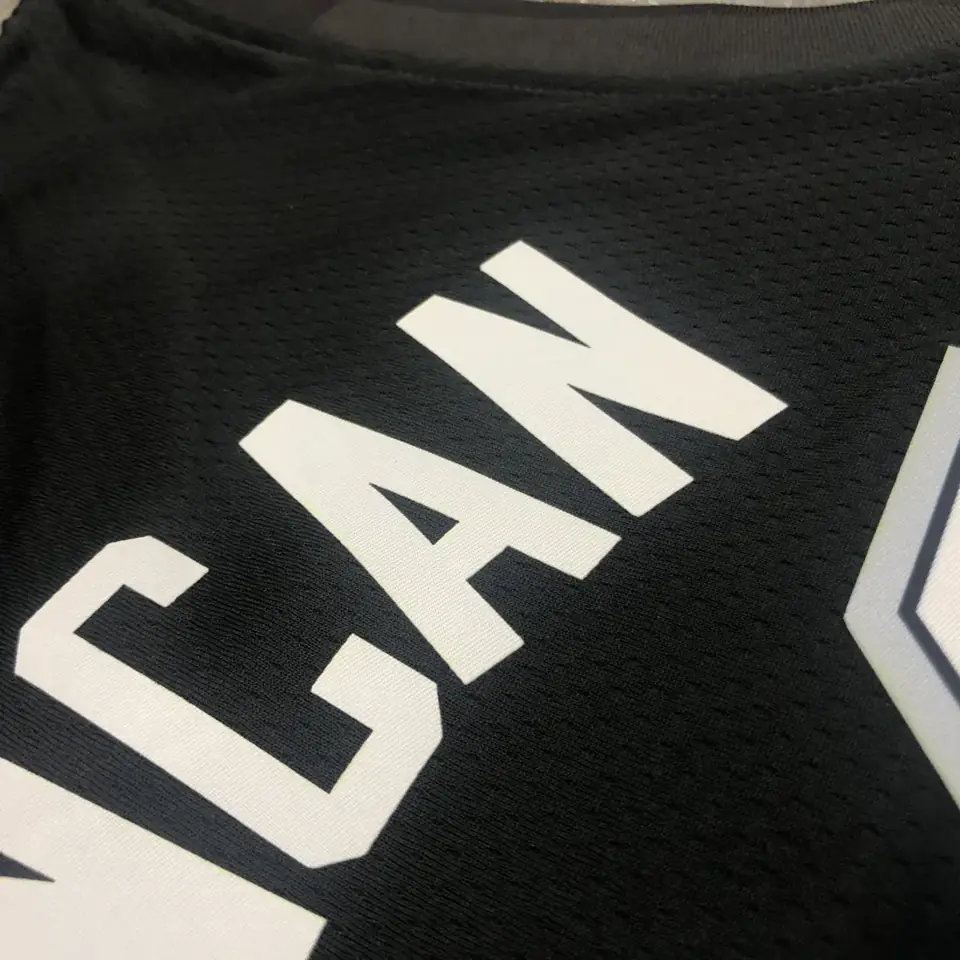 Foto 5 de Temporada 21 San Antonio Spurs City Edition, nº 21 Duncan