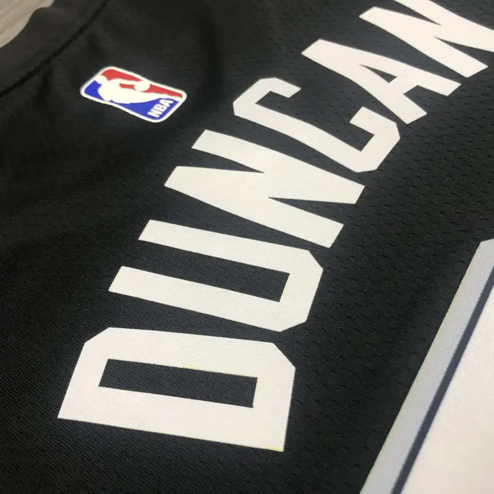 Foto 6 de Temporada 21 San Antonio Spurs City Edition, nº 21 Duncan