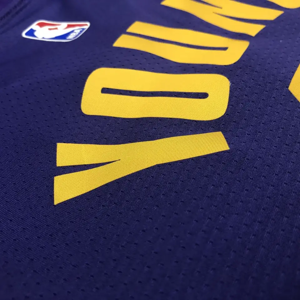 Foto 2 de Los Angeles Lakers morado de cuello en V nº 0 Nick Young
