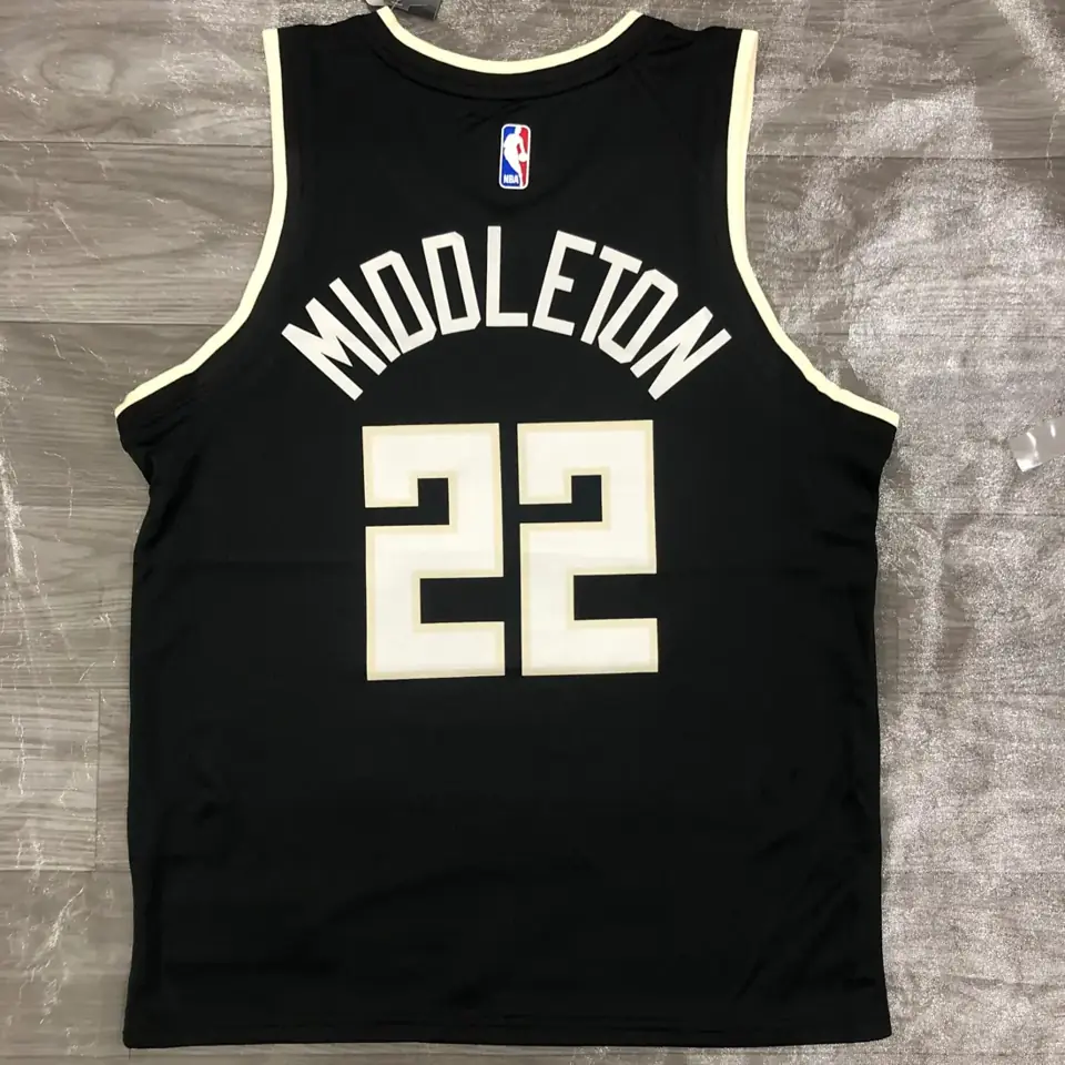 Foto 2 de Temporada 21 Milwaukee Bucks Camiseta temática Jordan número 22 Middleton