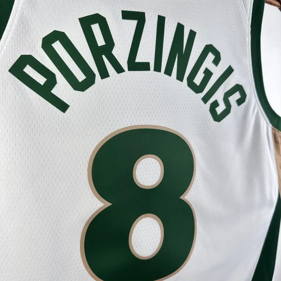 Foto 5 de Temporada 24 Celtics Edición Ciudad número 8 Porzingis