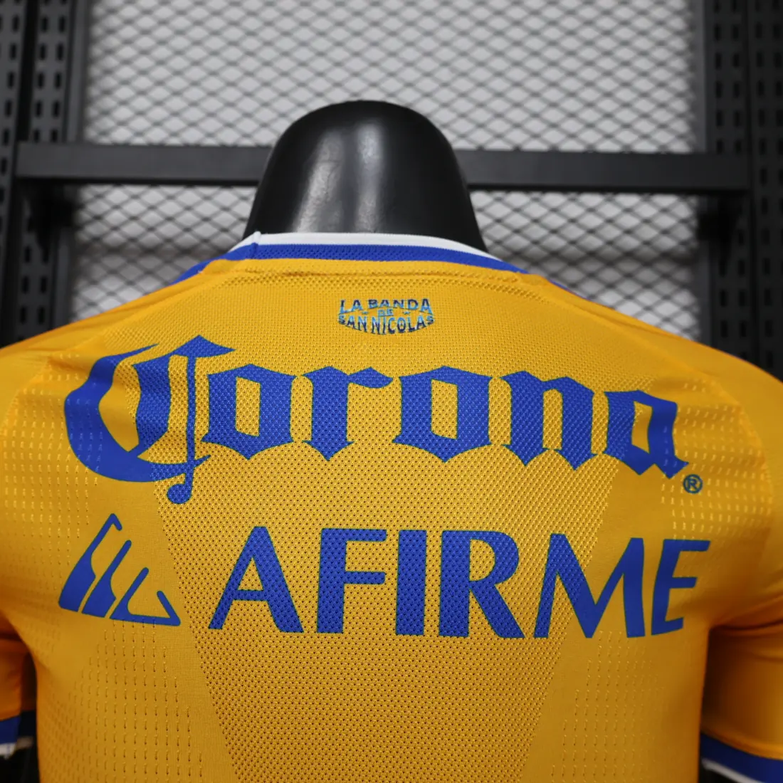 Foto 4 de 26-27 Tigres local S-3X