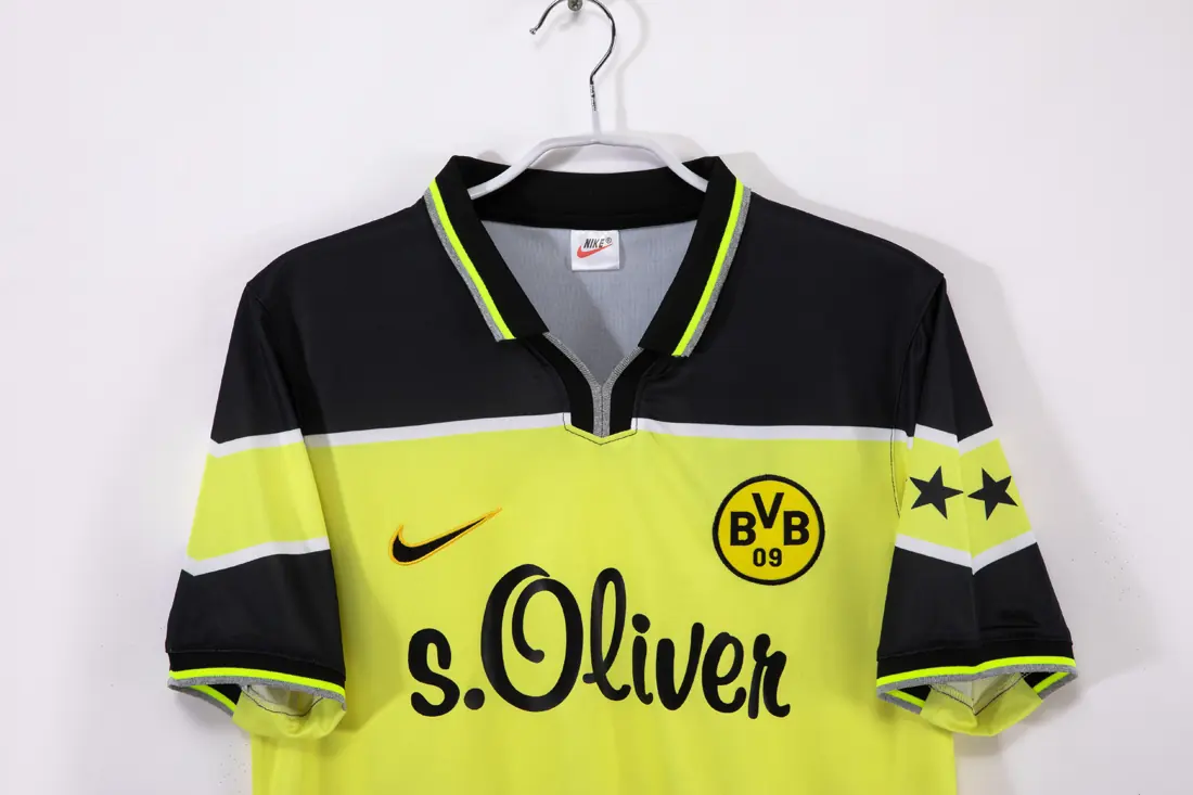 Foto 5 de Temporada 1997 Borussia Dortmund local 8A