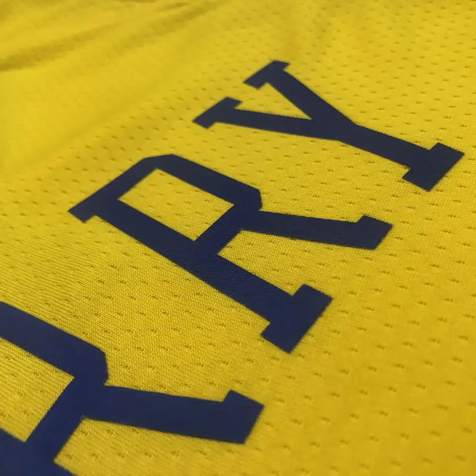 Foto 6 de Temporada 18 Warriors edición Dragón chino nº 30 Curry