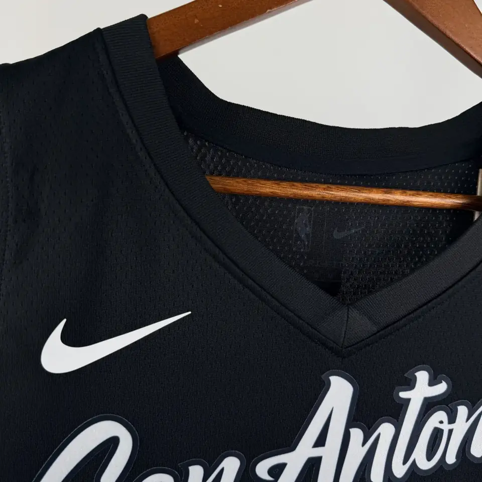 Foto 8 de Temporada 26 Spurs edición ciudad número 10