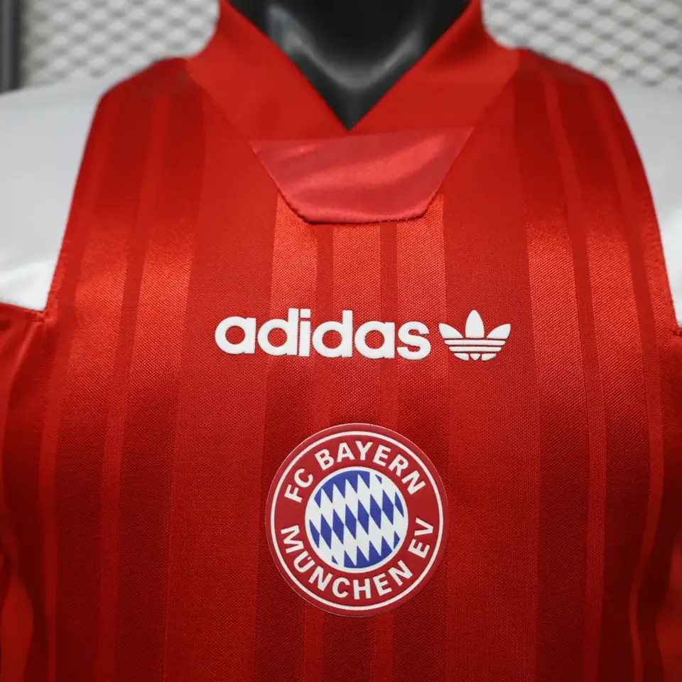 Foto 8 de 26. Bayern Munich Casual Retro Rojo Tallas S-3XL