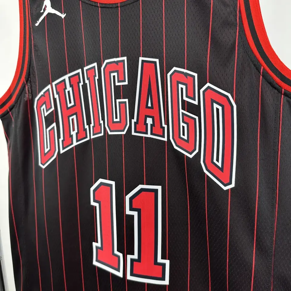 Foto 5 de Temporada 26 Chicago Bulls Edición Air Jordan limitada nº11 DeRozan