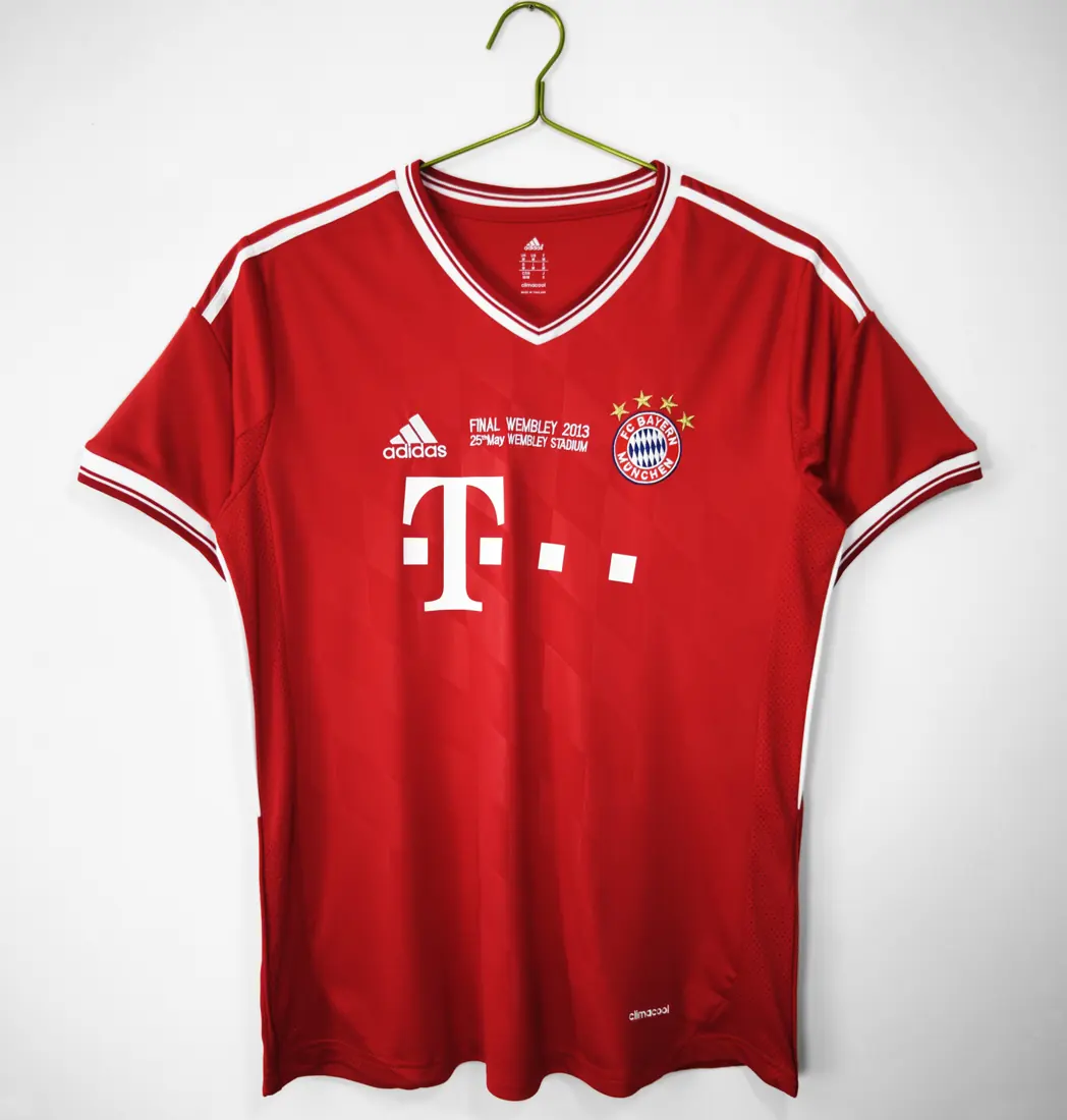 Foto 1 de Temporada 2013/14 Bayern de Múnich local retro 8A