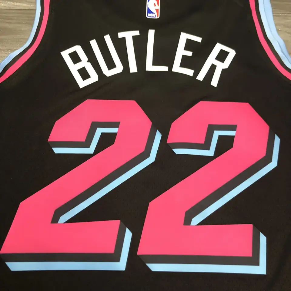Foto 4 de Miami Heat cuello redondo negro nº 22 Jimmy Butler