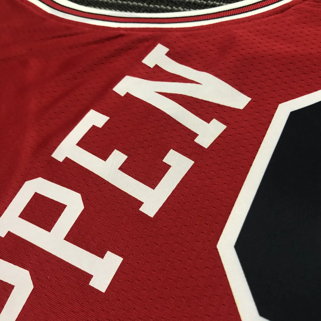 Foto 6 de 75 aniversario Bulls rojo número 33 Pippen
