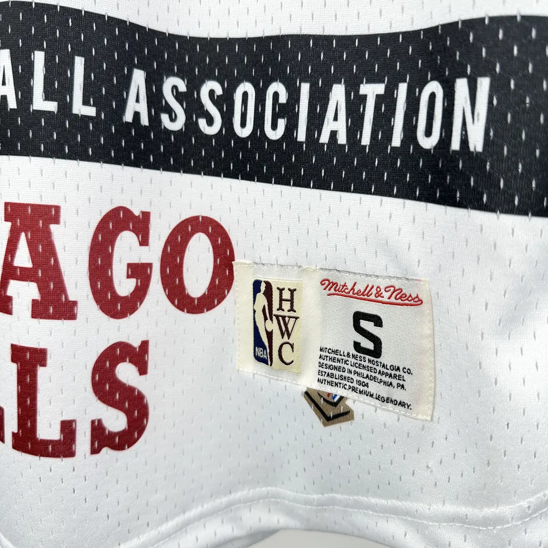 Foto 8 de Modelo 26 camiseta retro Mitchell & Ness de manga corta Chicago Bulls
