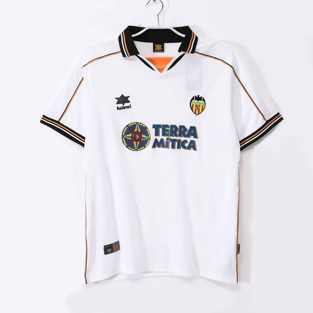 Foto 1 de Temporada 1999/00 Valencia CF local 8A