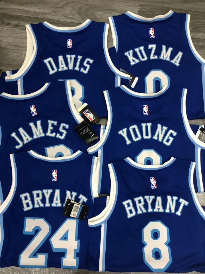 Foto 2 de Los Angeles Lakers Noche Latina retro edición colaboración con cantante azul número 23 LeBron James