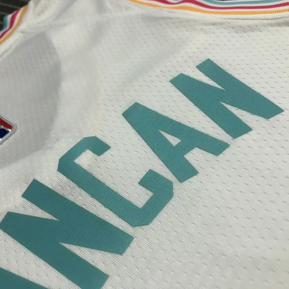 Foto 5 de temporada 22 Spurs edición ciudad número 21 Duncan