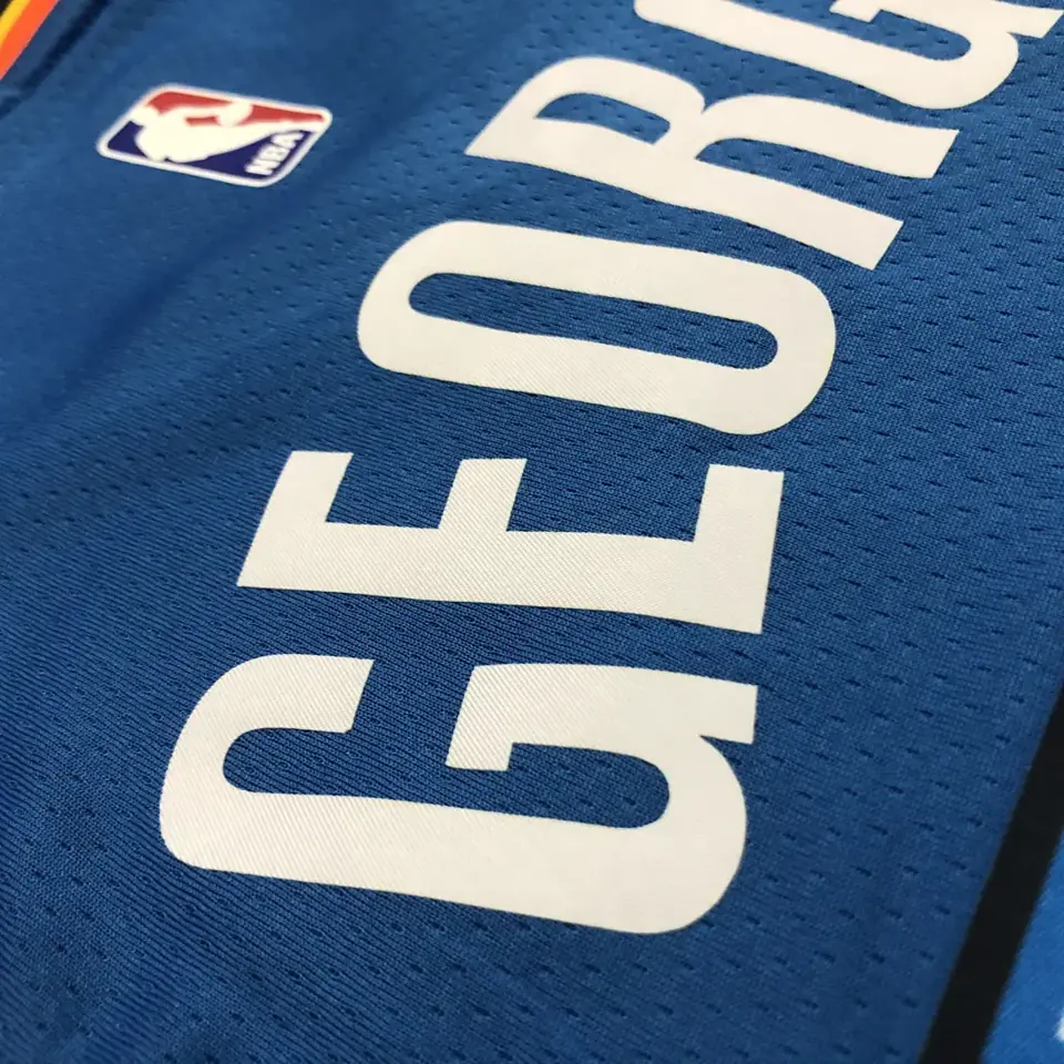 Foto 6 de Camiseta azul de los Thunder n.º 13 George