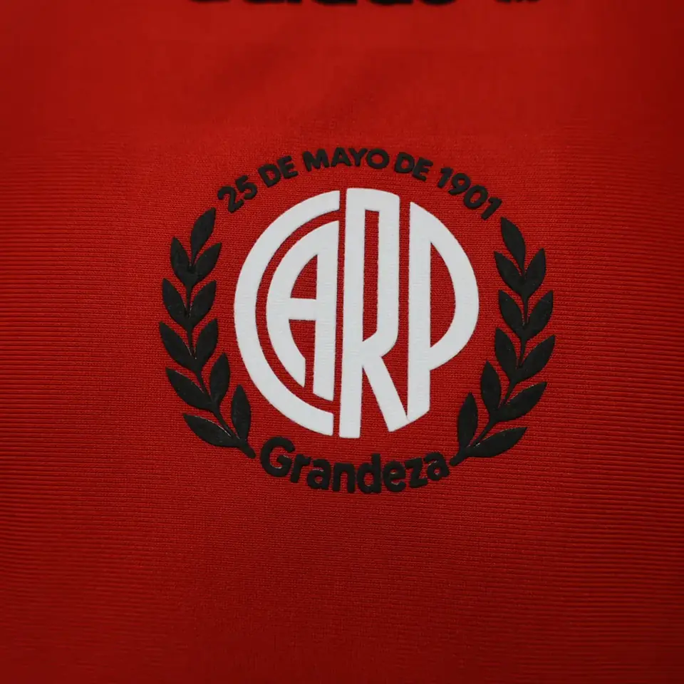 Foto 6 de Camiseta informal retro de River Plate, roja, tallas S-3XL (26-27) · Argentina