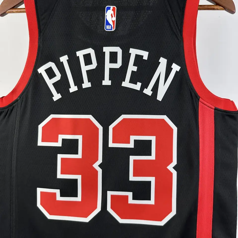 Foto 5 de Temporada 24 Bulls Edición Ciudad número 33 Pippen