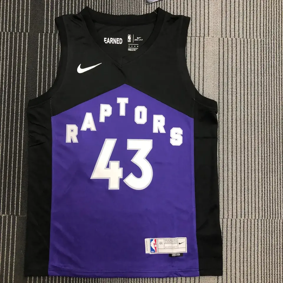 Foto 1 de Temporada 21 Raptors edición Earned número 43 Siakam