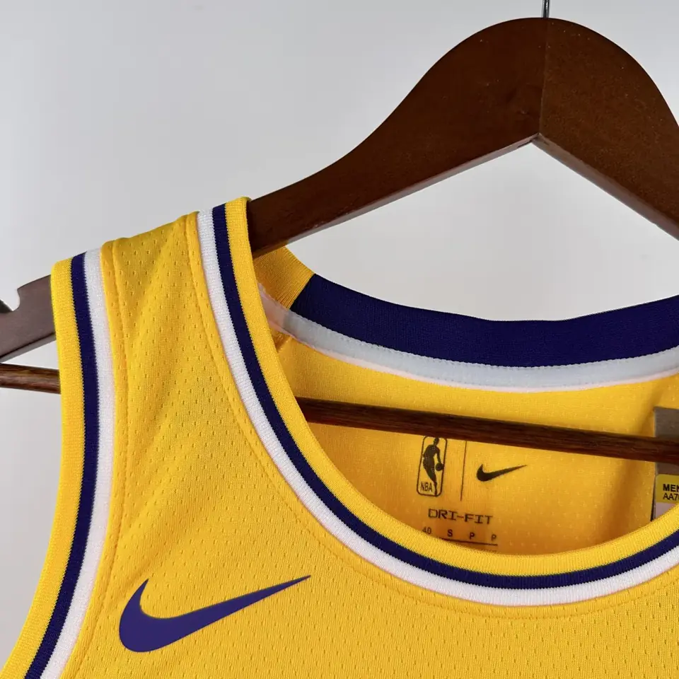 Foto 3 de Lakers cuello redondo amarillo #39 Howard