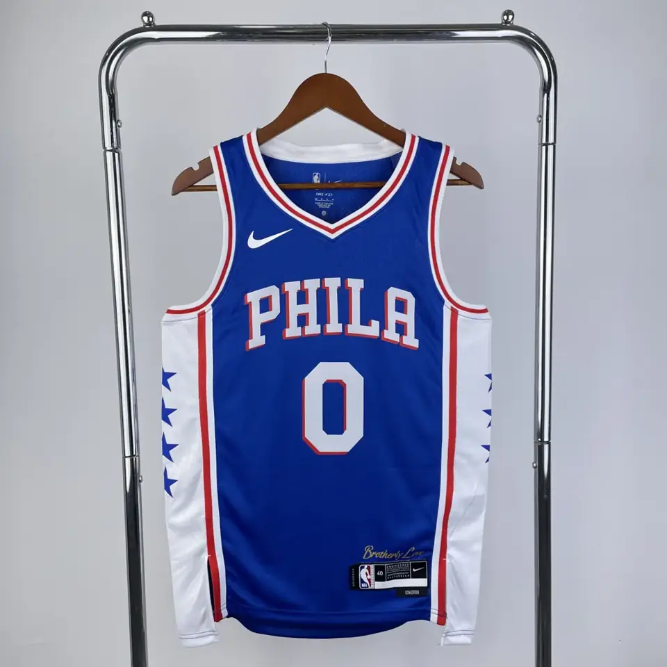 Foto 1 de Temporada 23 76ers cuello en V azul nº 0 Tyrese Maxey