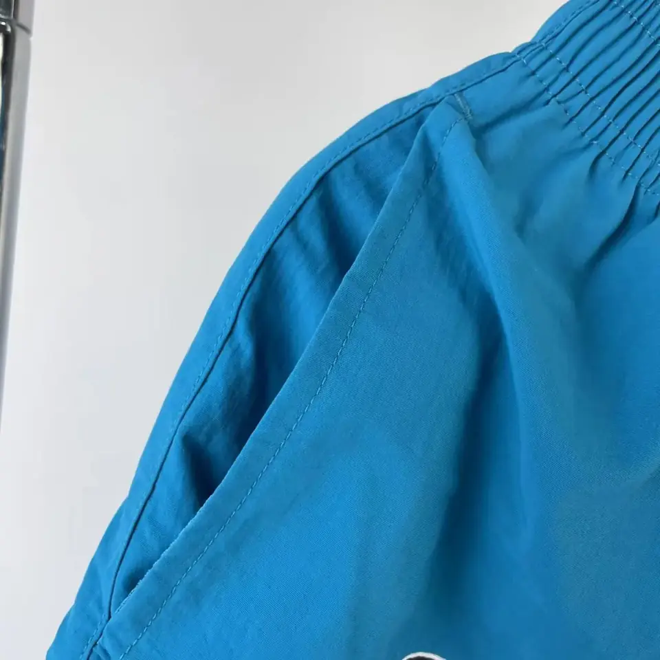 Foto 6 de Mitchell & Ness pantalones cortos retro: Hornets
