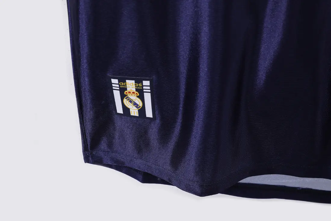 Foto 6 de Temporada 1998/99 Real Madrid visitante azul real retro 8A