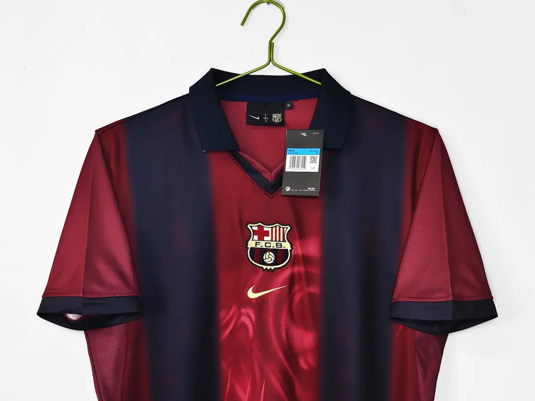 Foto 4 de Temporada 2000/01 Barça local retro 5A