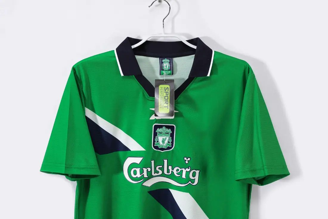 Foto 6 de Temporada 1999/00 Liverpool visitante verde 8A