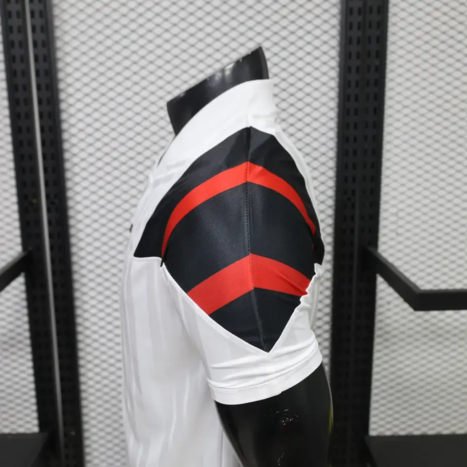 Foto 3 de 26. Camiseta retro Milbeby, blanca, tallas S-3XL