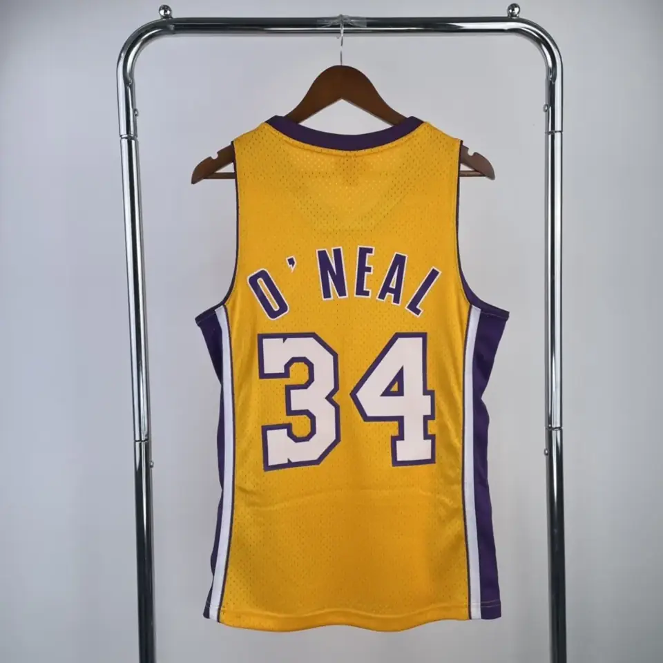 Foto 2 de Camiseta retro termosellada MN: SW de los Lakers temporada 99/00, cuello en V, amarilla, número 34 O'Neal