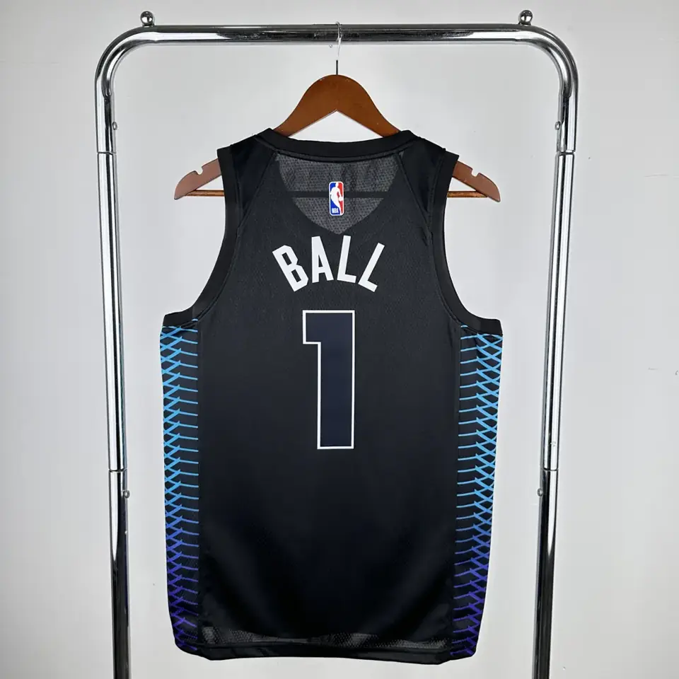 Foto 2 de Temporada 2018 Hornets edición City nº 1 Ball