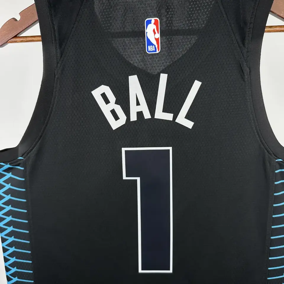 Foto 8 de Temporada 2018 Hornets edición City nº 1 Ball