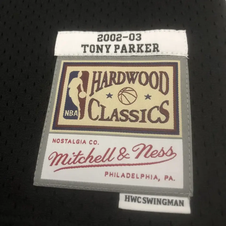 Foto 8 de MN camiseta retro termoaplicada: SW San Antonio Spurs temporada 2002/03 negra número 9 Parker