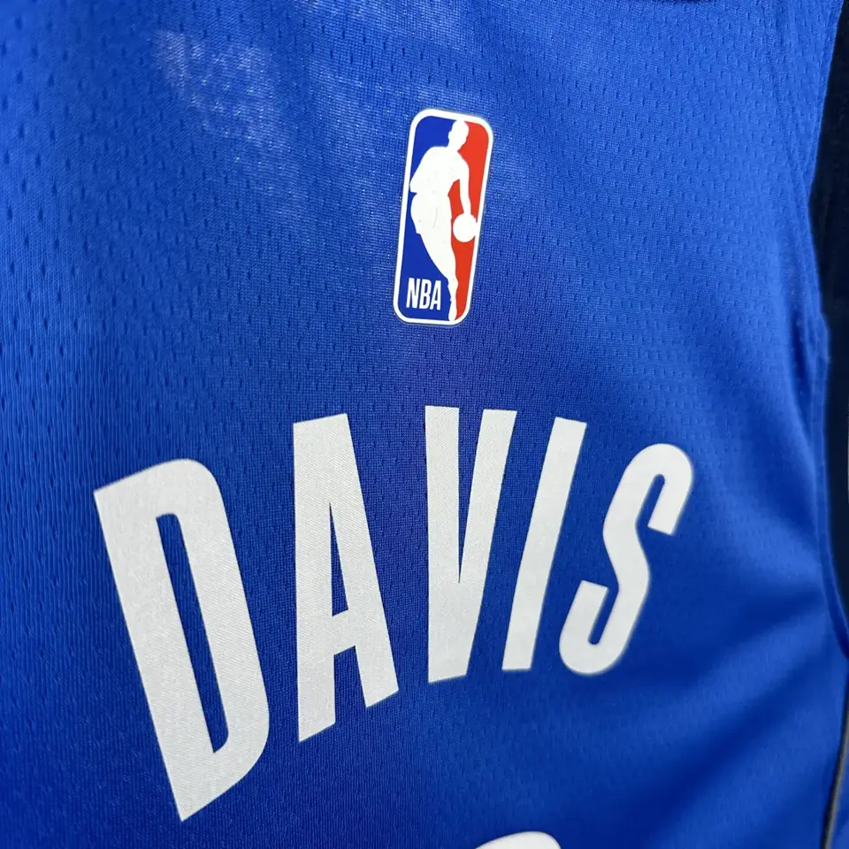 Foto 4 de Temporada 23 Mavericks azul número 3 Davis