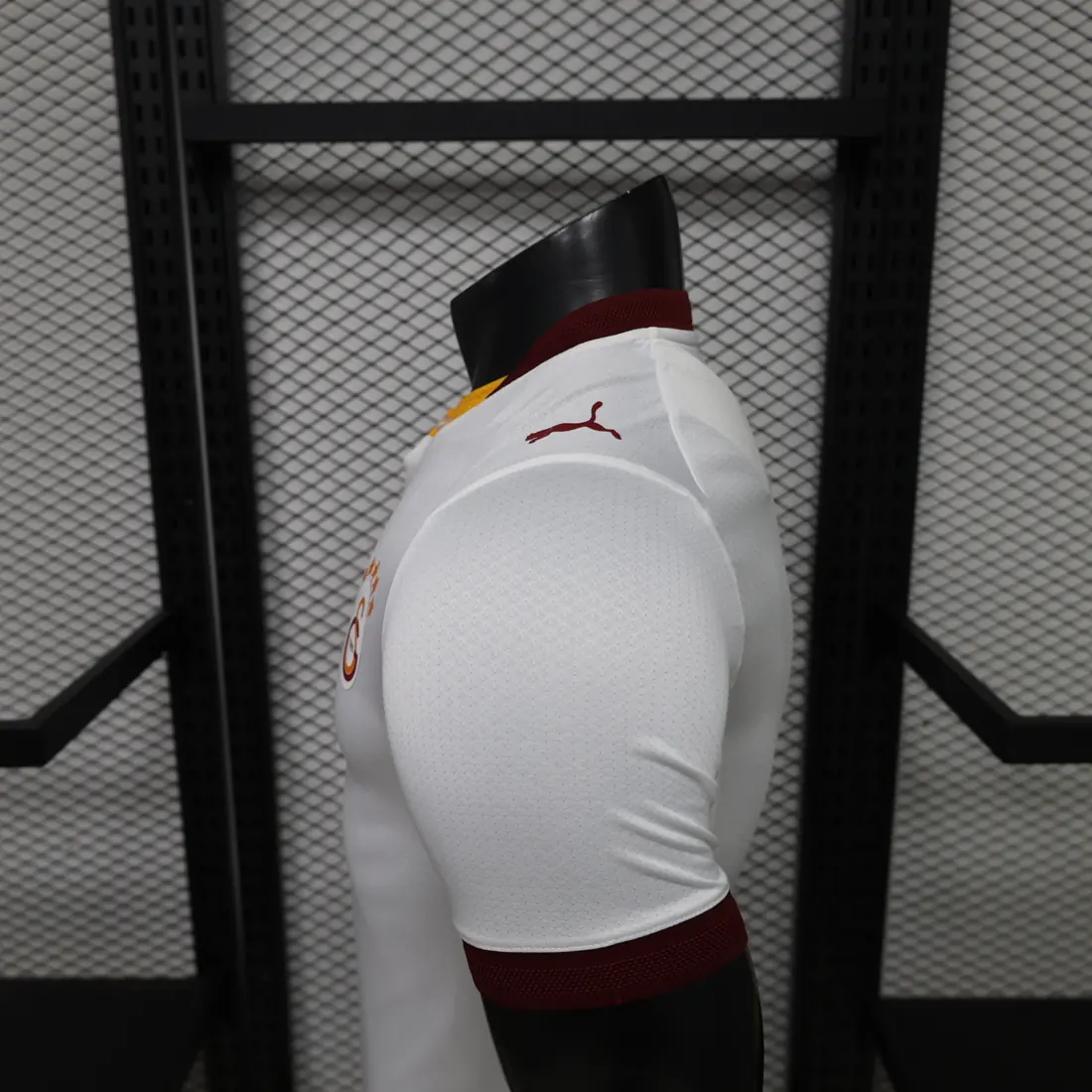 Foto 4 de Versión jugador: 26-27 Galatasaray visitante S a 2XL