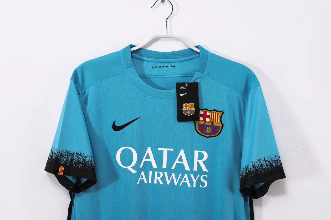 Foto 5 de Temporada 2015/16 FC Barcelona tercera retro 5A