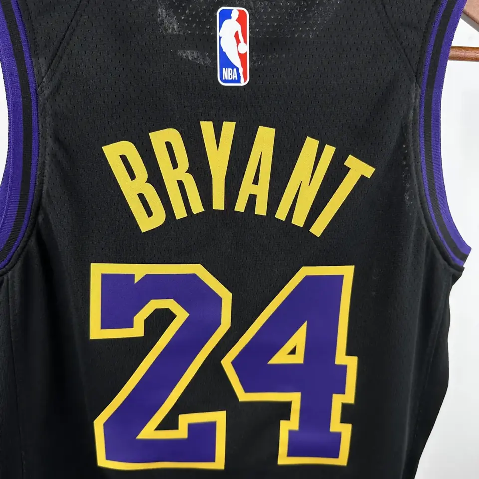 Foto 6 de Juvenil: Temporada 24 Lakers City Edition nº 24 Kobe