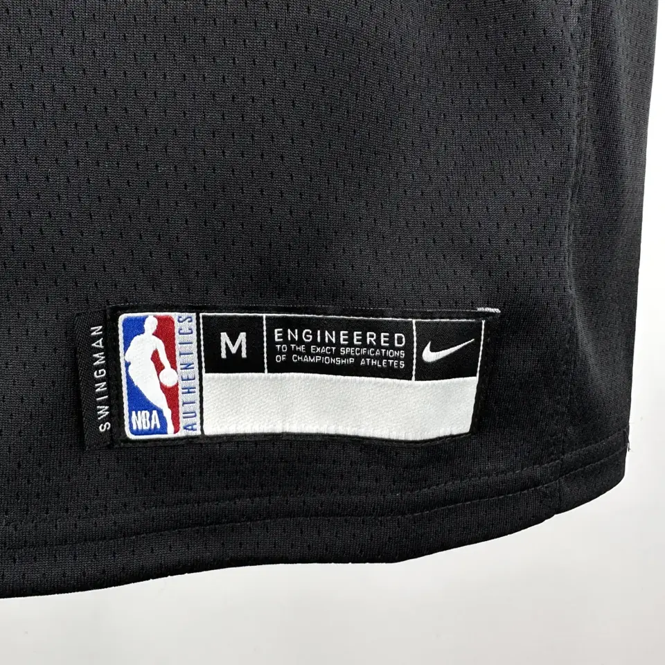 Foto 7 de Juvenil: Temporada 24 Lakers City Edition nº 24 Kobe