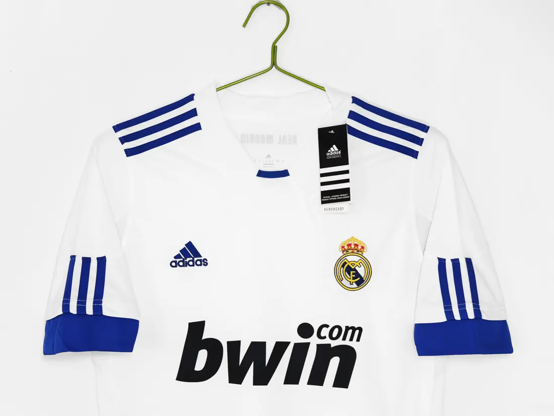 Foto 3 de Temporada 2010/11 Real Madrid local8 A
