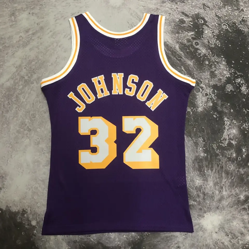 Foto 3 de Camiseta retro MN de termopresión: SW de los Lakers, temporada 84/85, cuello redondo, morada, nº 32 Johnson