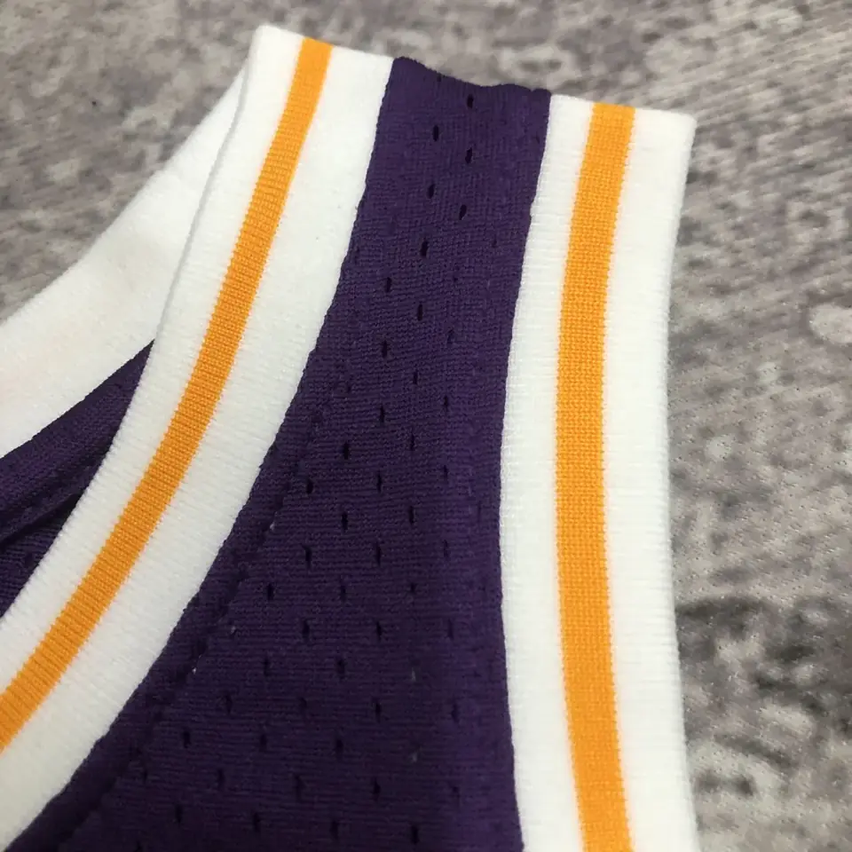 Foto 7 de Camiseta retro MN de termopresión: SW de los Lakers, temporada 84/85, cuello redondo, morada, nº 32 Johnson
