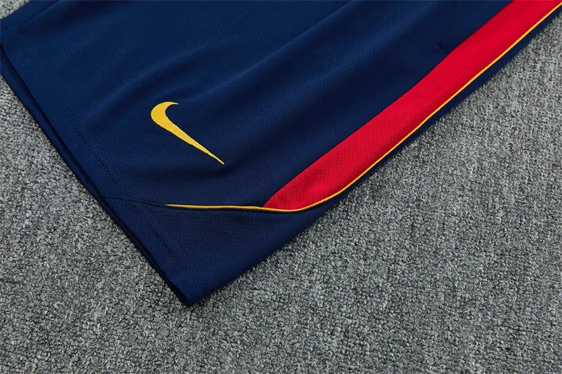 Foto 4 de 26/27 camiseta de manga corta del Barcelona azul real