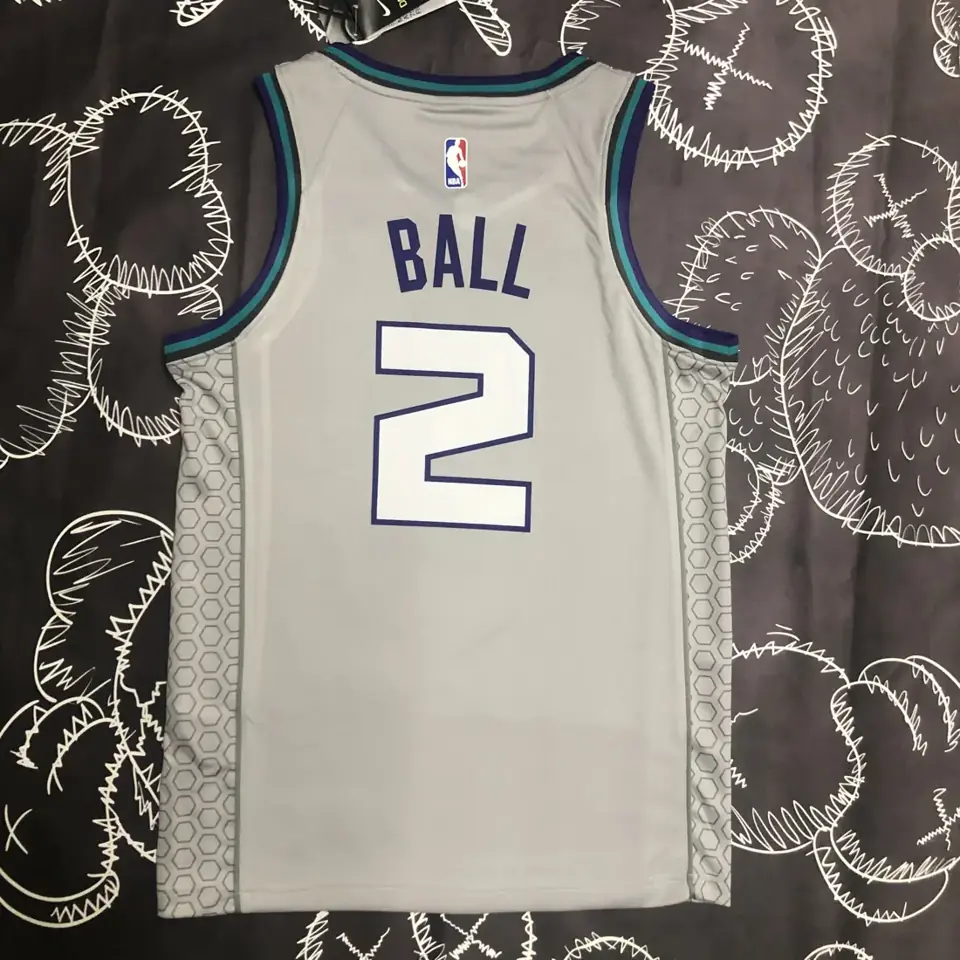 Foto 5 de Temporada 19 Hornets gris número 2 Ball