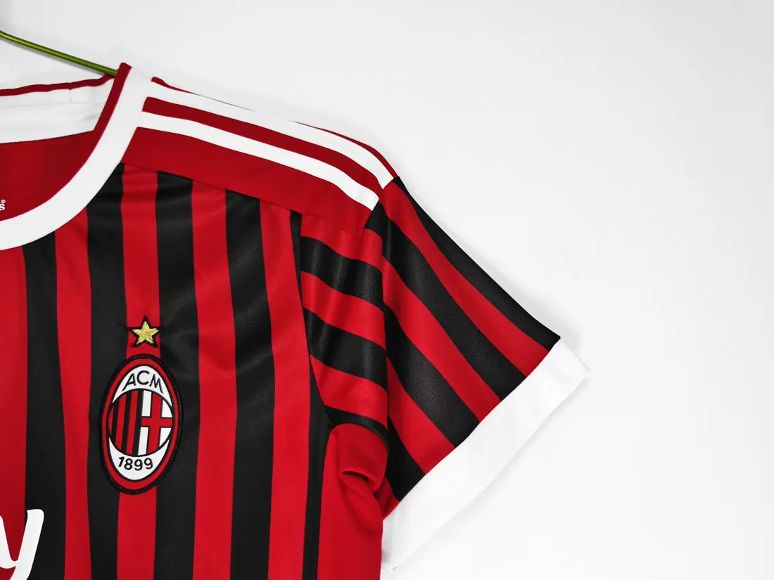 Foto 7 de Temporada 2011/12 AC Milan local 8A