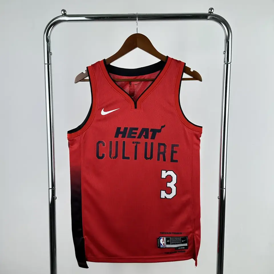 Foto 1 de Temporada 25 Heat Edición City número 3 Wade