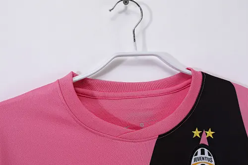 Foto 5 de Temporada 2011/12 Juventus visitante rosa 5A