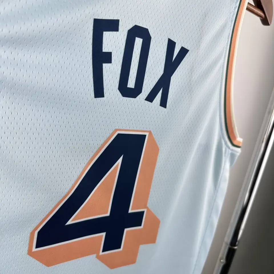 Foto 5 de Temporada 2025 Spurs Edición Ciudad número 4 Fox
