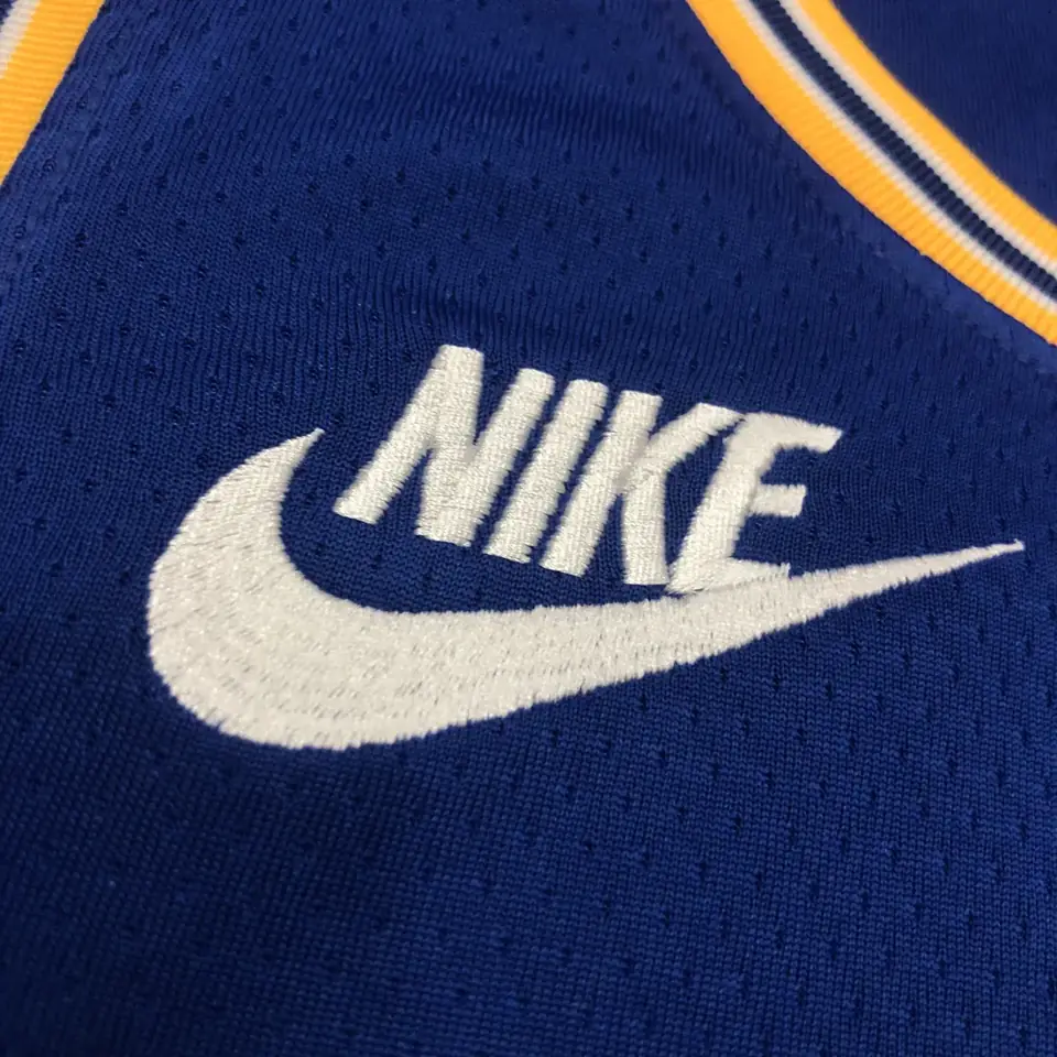 Foto 8 de Temporada 23 Warriors retro número 30 Curry