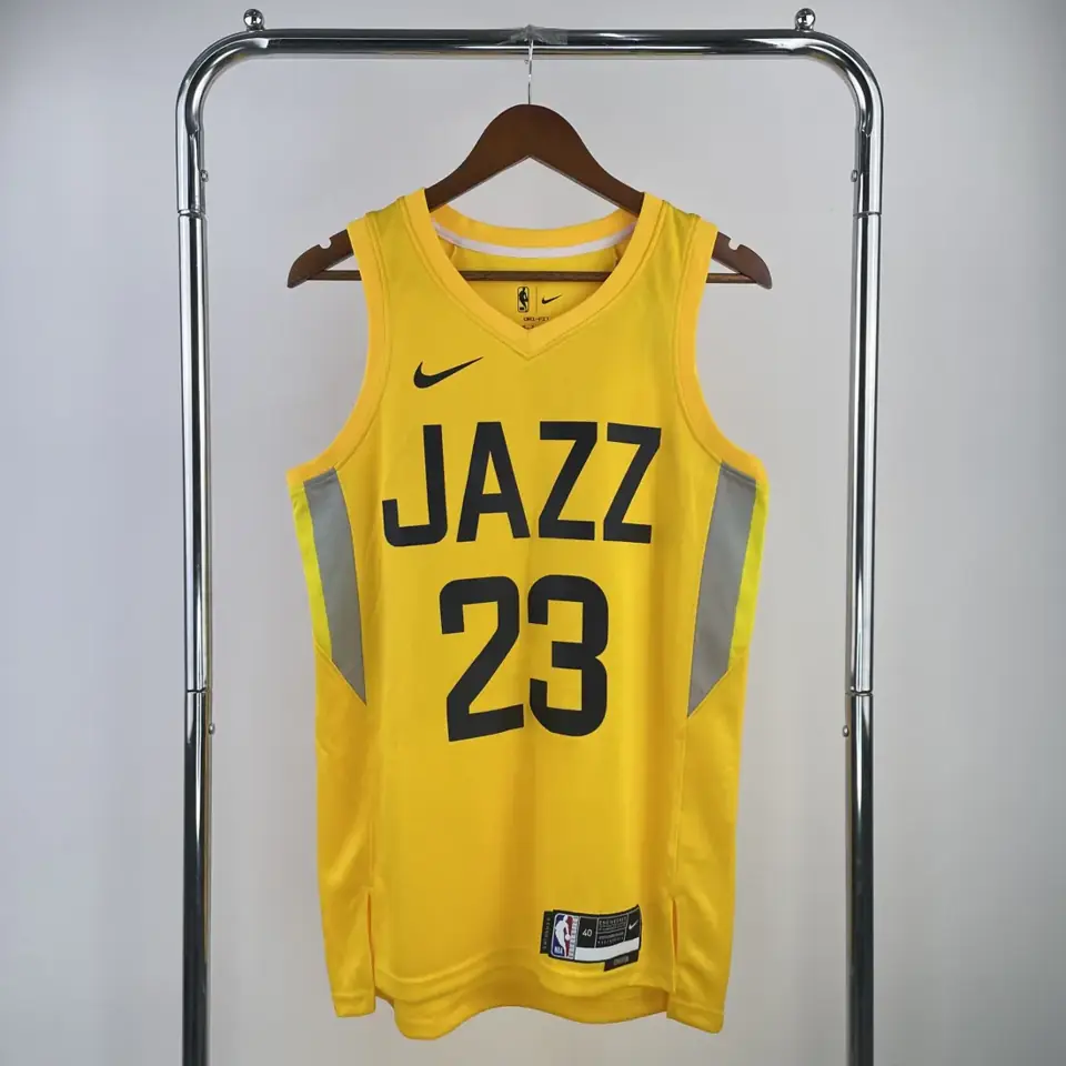 Foto 1 de Temporada 23 Jazz visitante amarillo número 23 Markkanen